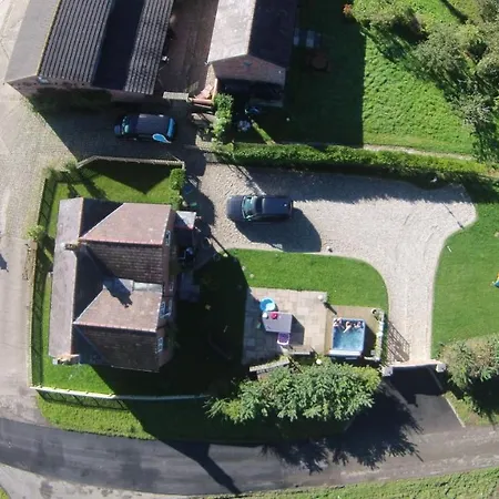 Welsh Cottage With Hot Tub - Jubilee House Wrexham Exterior photo