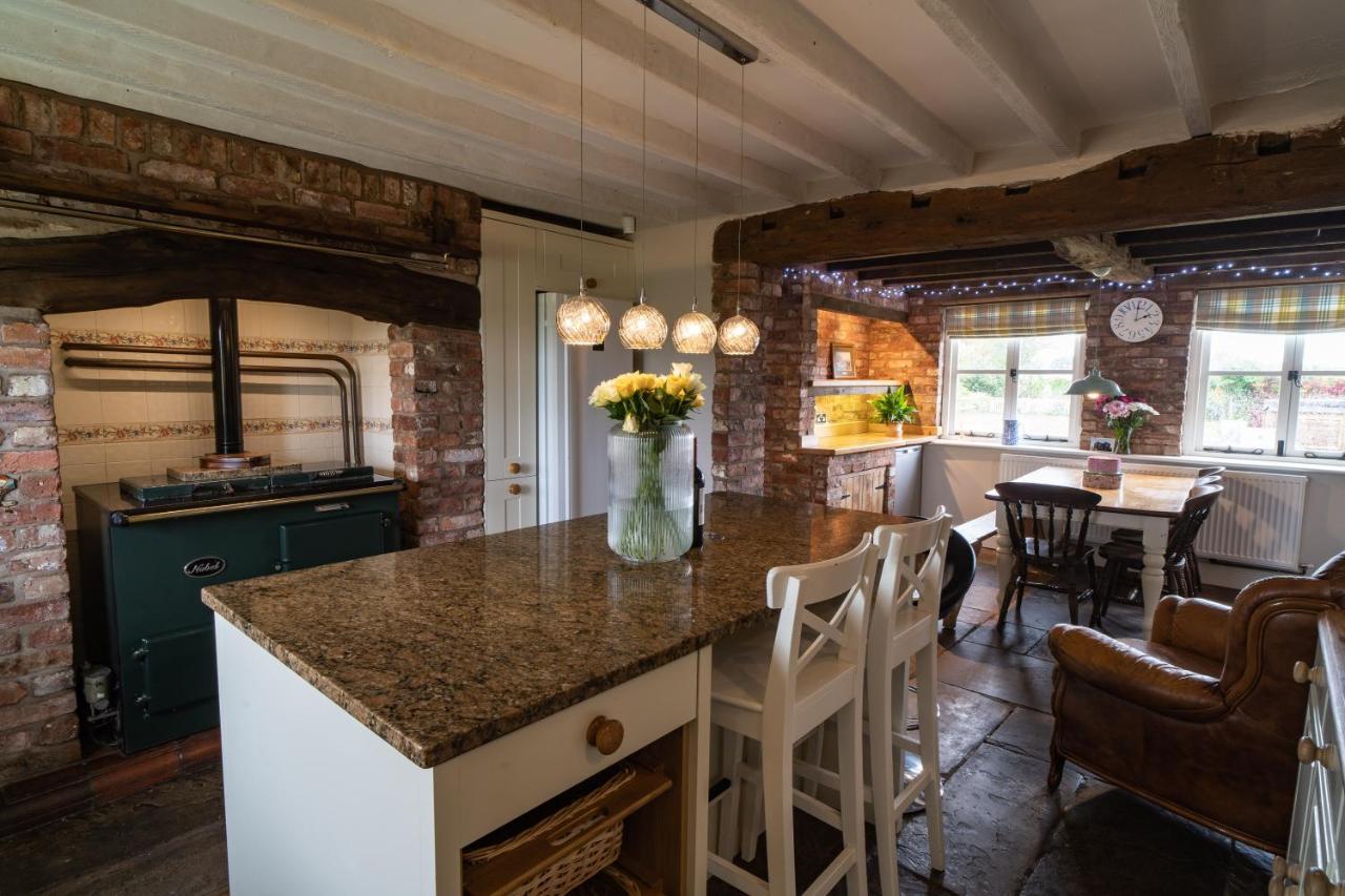 Holiday home Welsh With Hot Tub - Jubilee House *