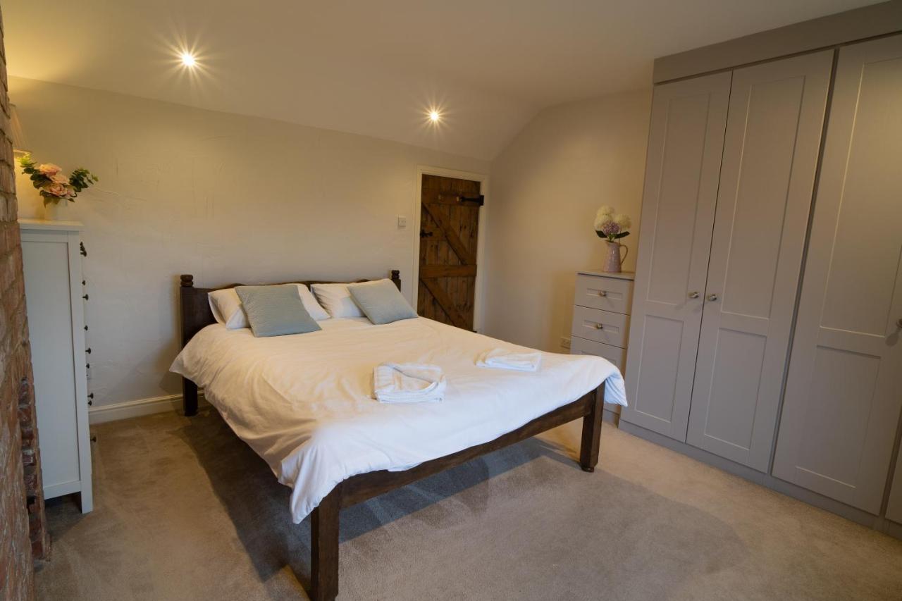 Holiday home Welsh With Hot Tub - Jubilee House Wrexham