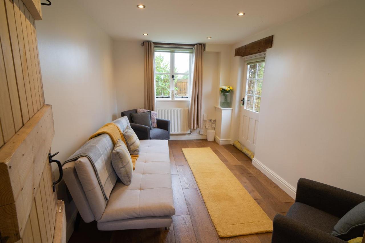 Welsh With Hot Tub - Jubilee House * Wrexham